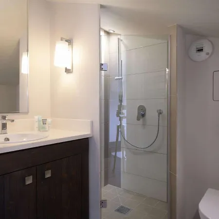 Duplex De 120 M² à 1650, Pour 8 Pers., Centre Station, Proche Pistes Avec Cheminée Et Parking - Fr-1-631-161 Apartamento *