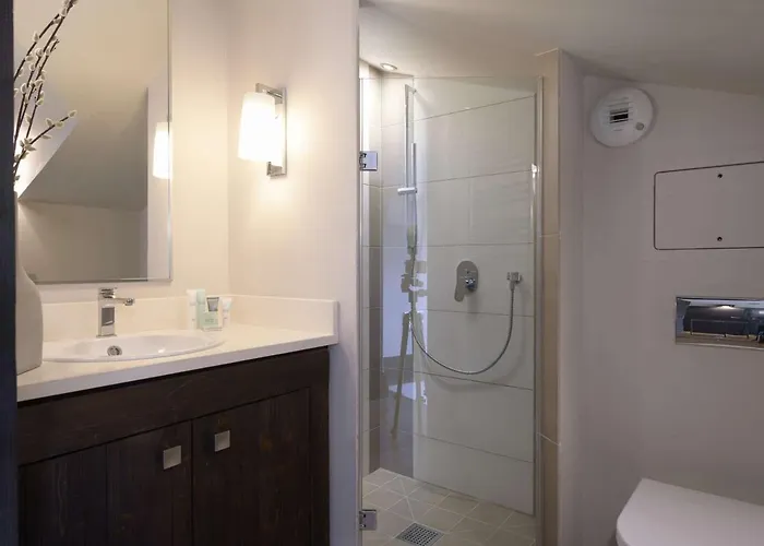 Duplex De 120 M² A 1650, Pour 8 Pers., Centre Station, Proche Pistes Avec Cheminee Et Parking - Fr-1-631-161 Apartment *