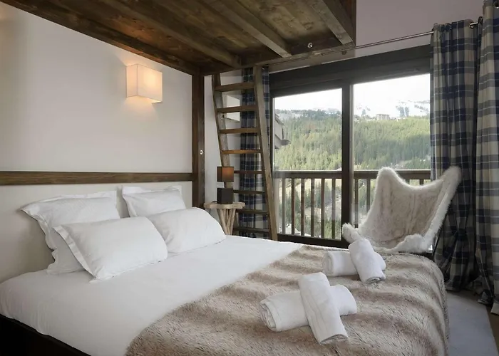 Duplex De 120 M² A 1650, Pour 8 Pers., Centre Station, Proche Pistes Avec Cheminee Et Parking - Fr-1-631-161 Apartment Courchevel